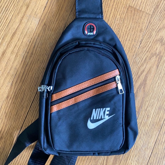 Mini Nike one shoulder backpack